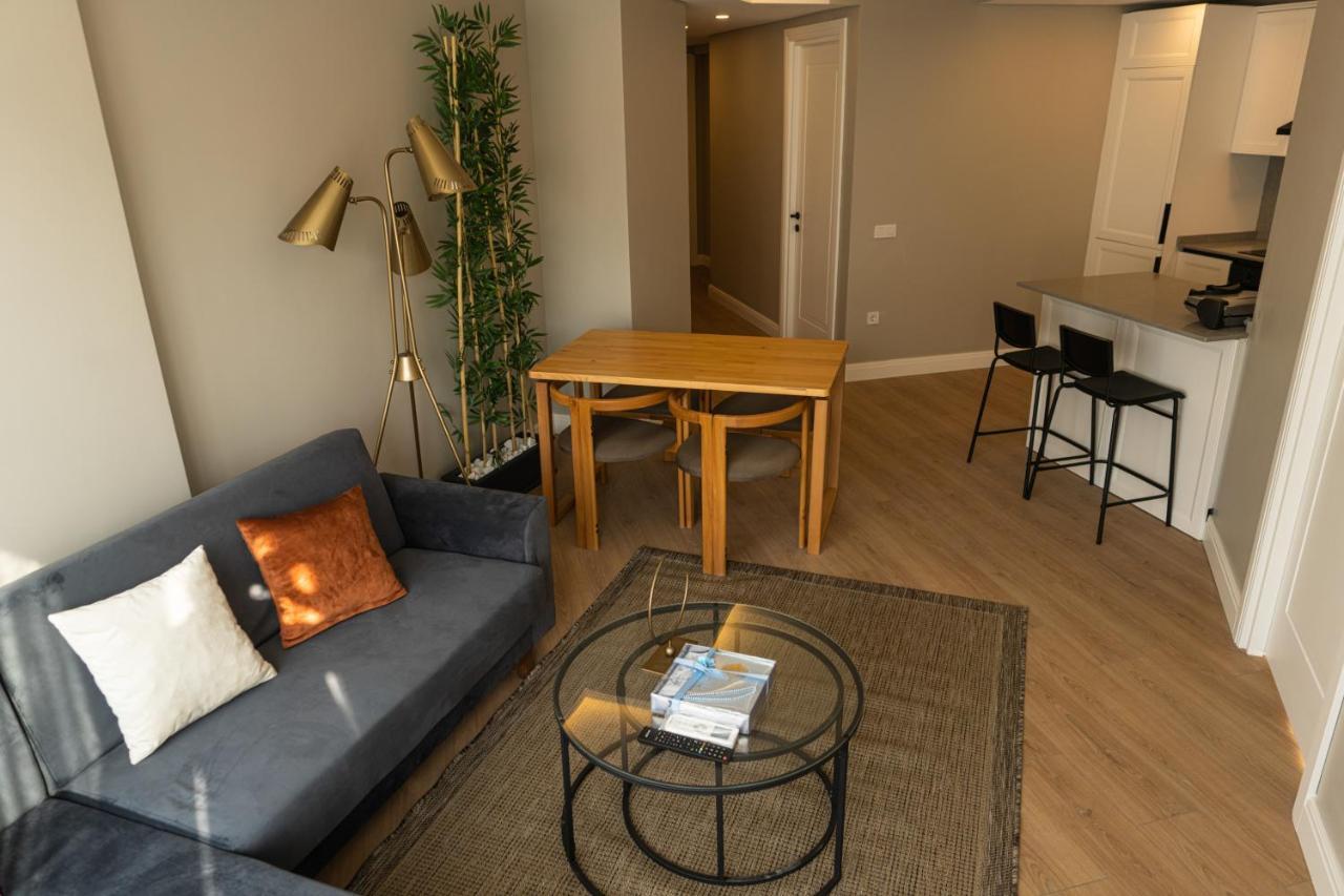 Bolahenk Suites Istanbul Bagian luar foto